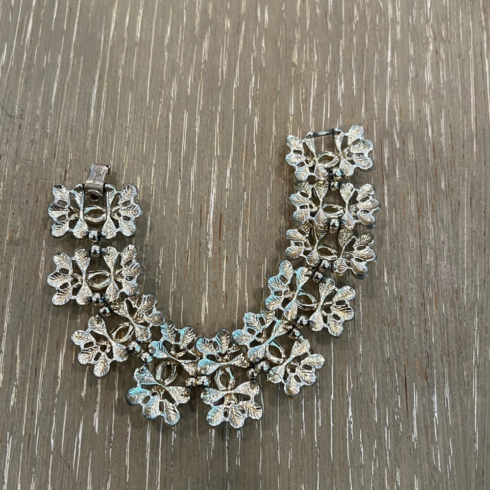 Vintage Coro bracelet gold tone - Picture 2 of 3